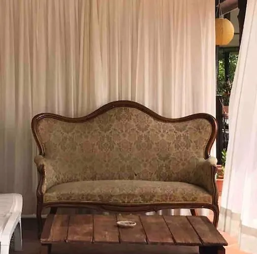 Country House Caravate